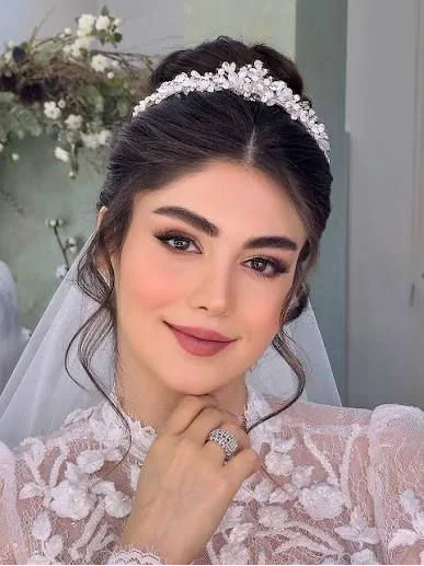 نگین افشار